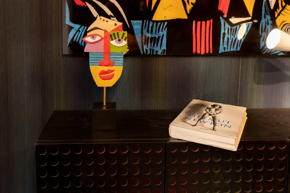 KARE Design Koriste-Esineet*Abstract Face Multicolour Koriste-esine 52cm