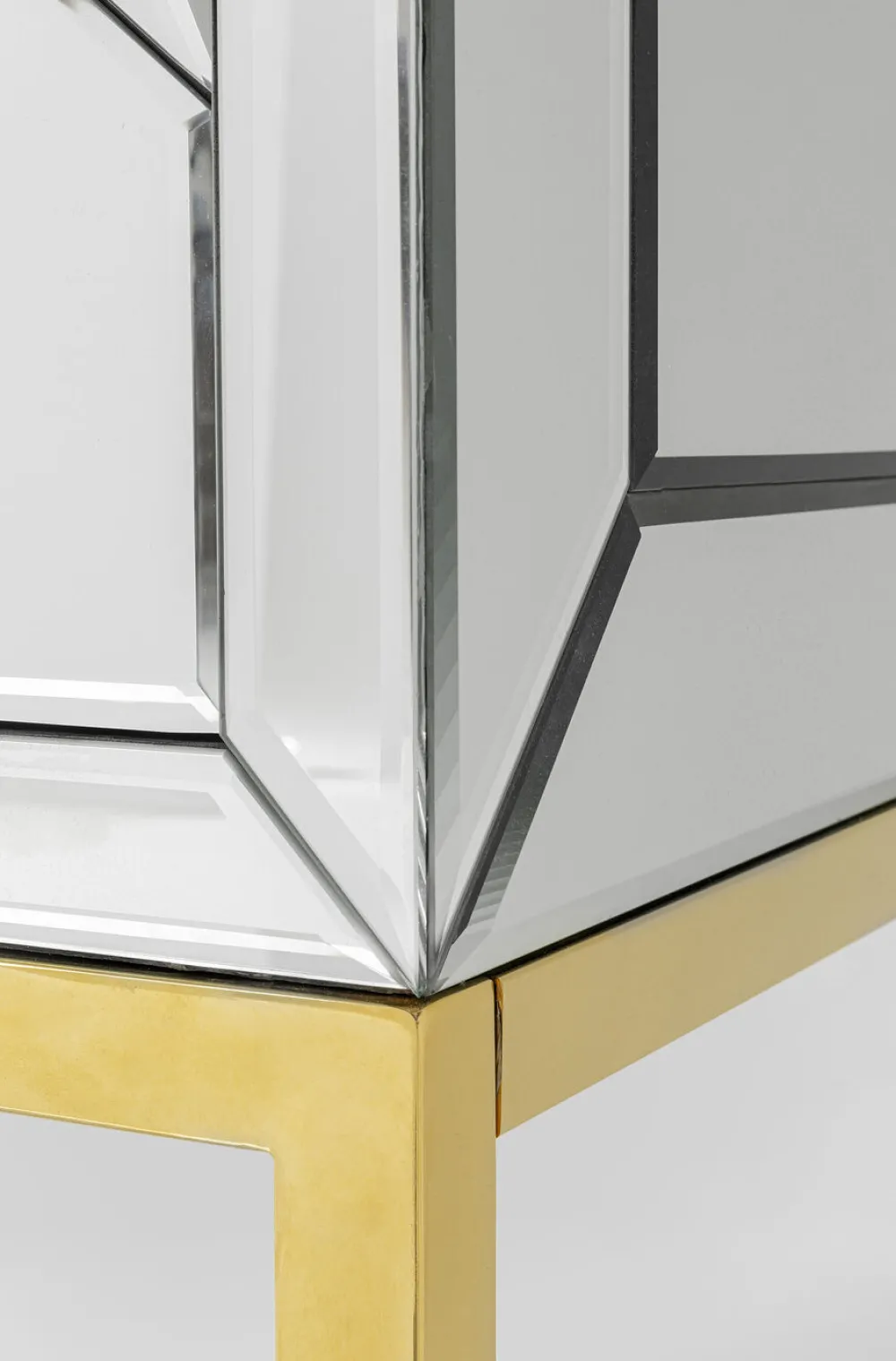 KARE Design Baarit*Bar Cabinet Queen Baarikaappi 91x147cm