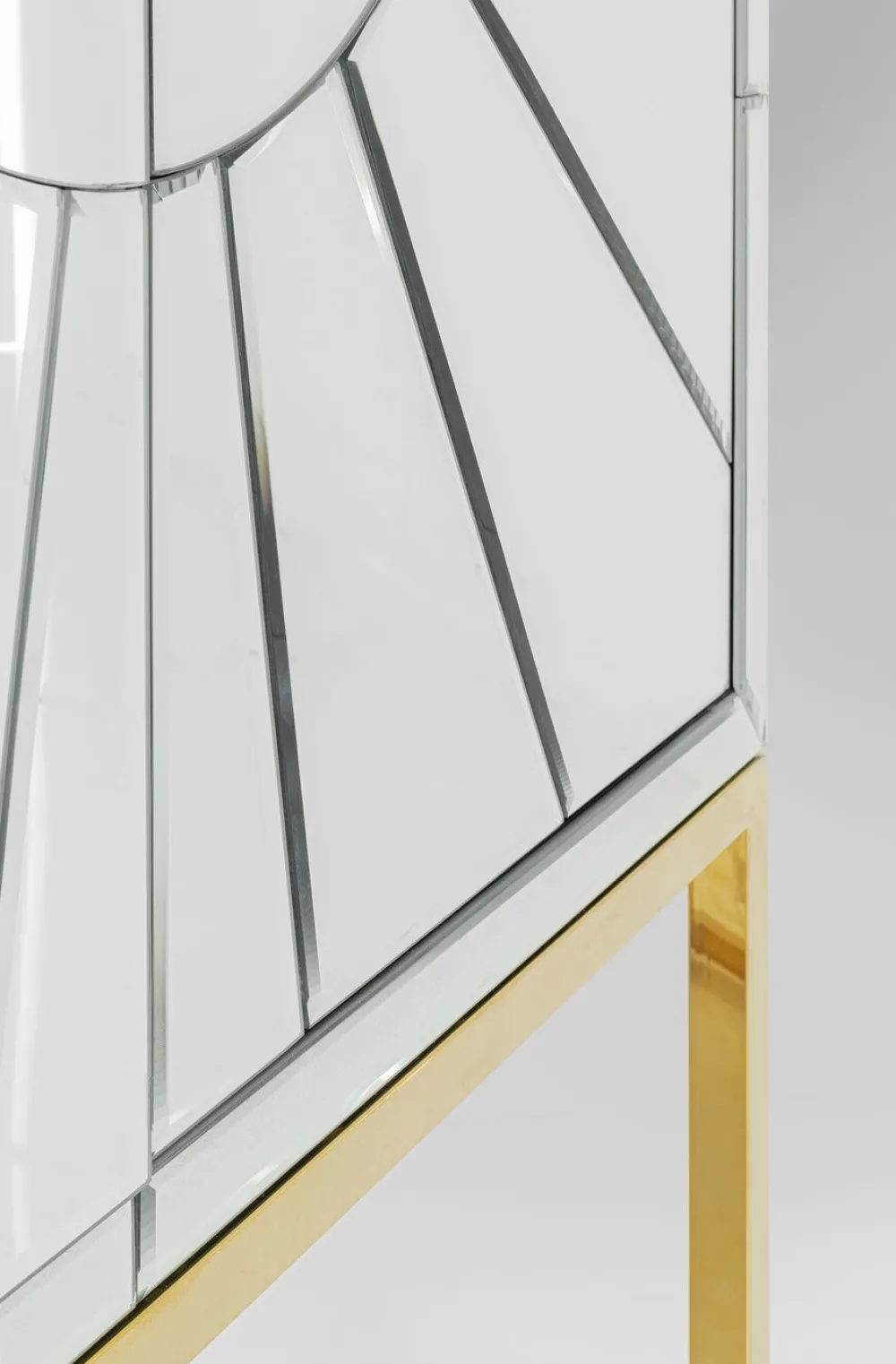 KARE Design Baarit*Bar Cabinet Queen Baarikaappi 91x147cm