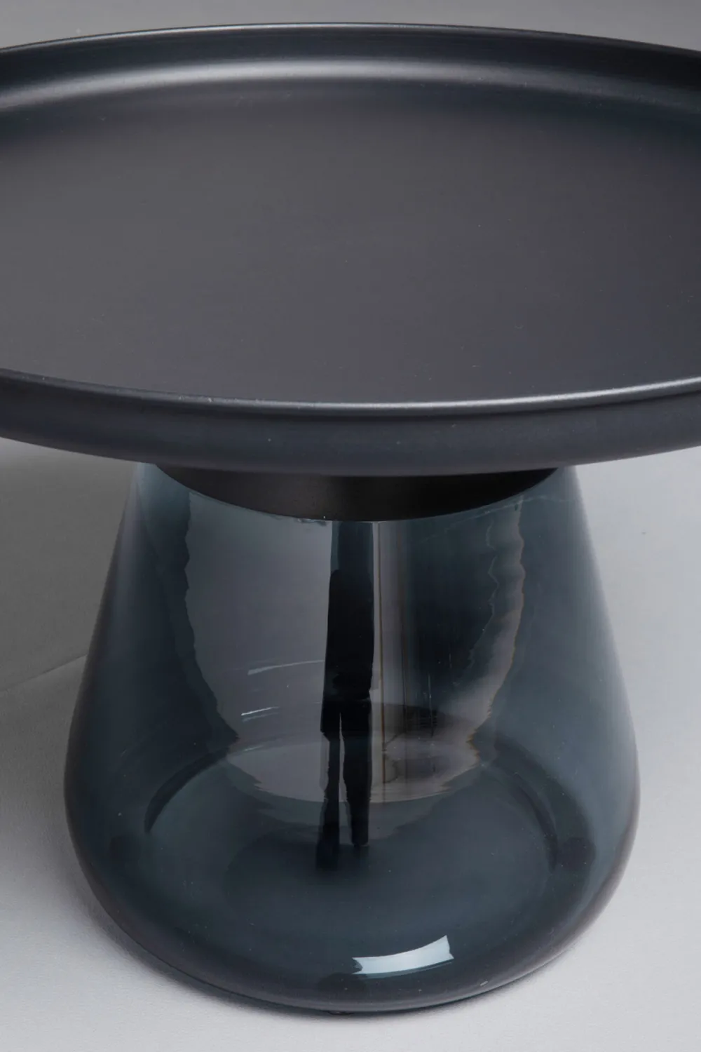 KARE Design Sohvapöydät|Olohuone*Bottiglia Smoke Sivupöytä, Musta Ø 60cm