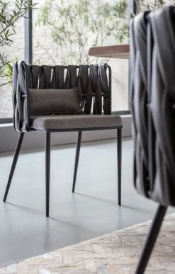 KARE Design Tuolit*Cheerio Tuoli Käsinojilla, Harmaa (sis. Tyynyn)