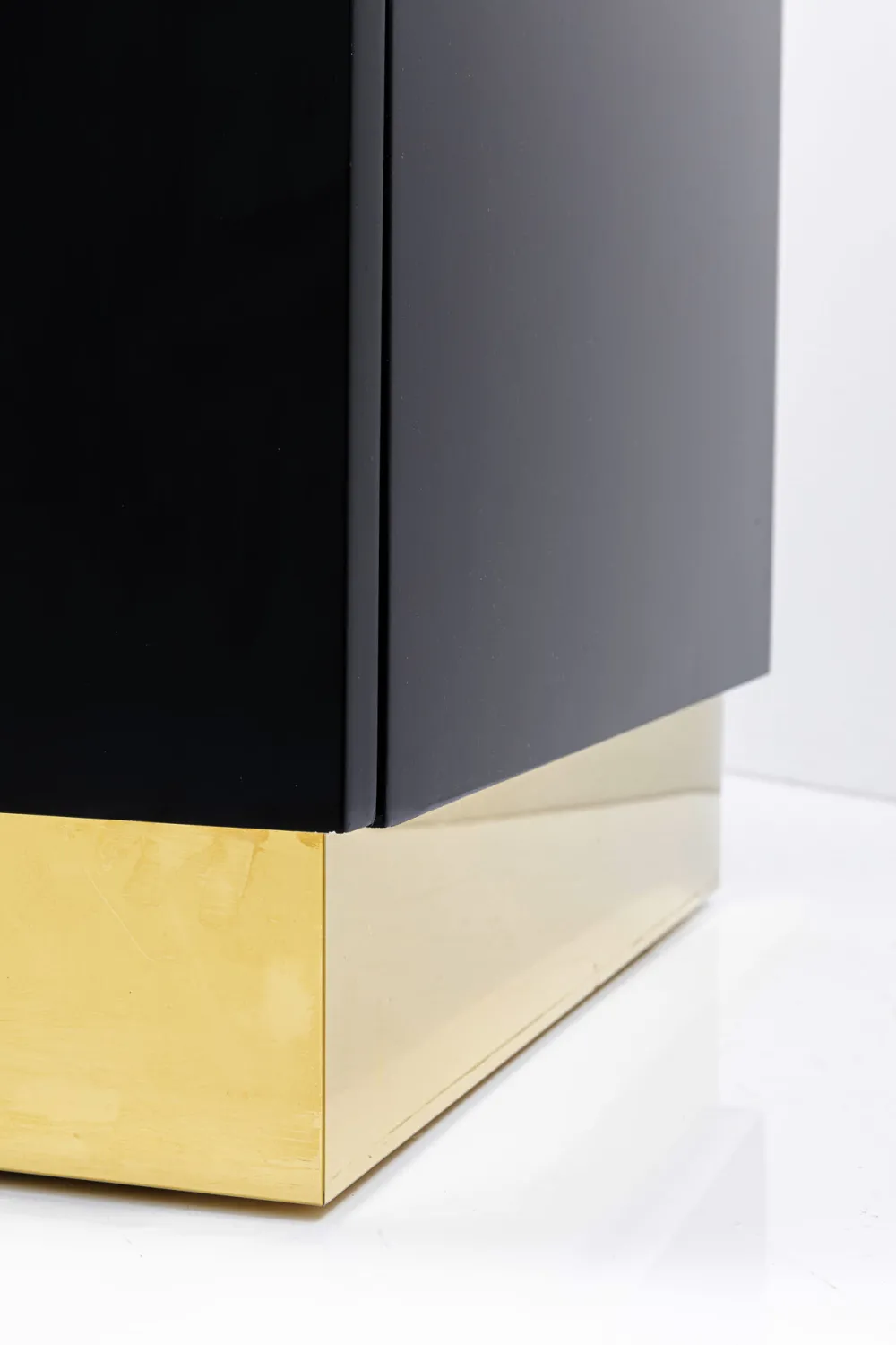 KARE Design Senkit|Lipastot*Cracked Senkki - Musta, Kulta 165x80cm