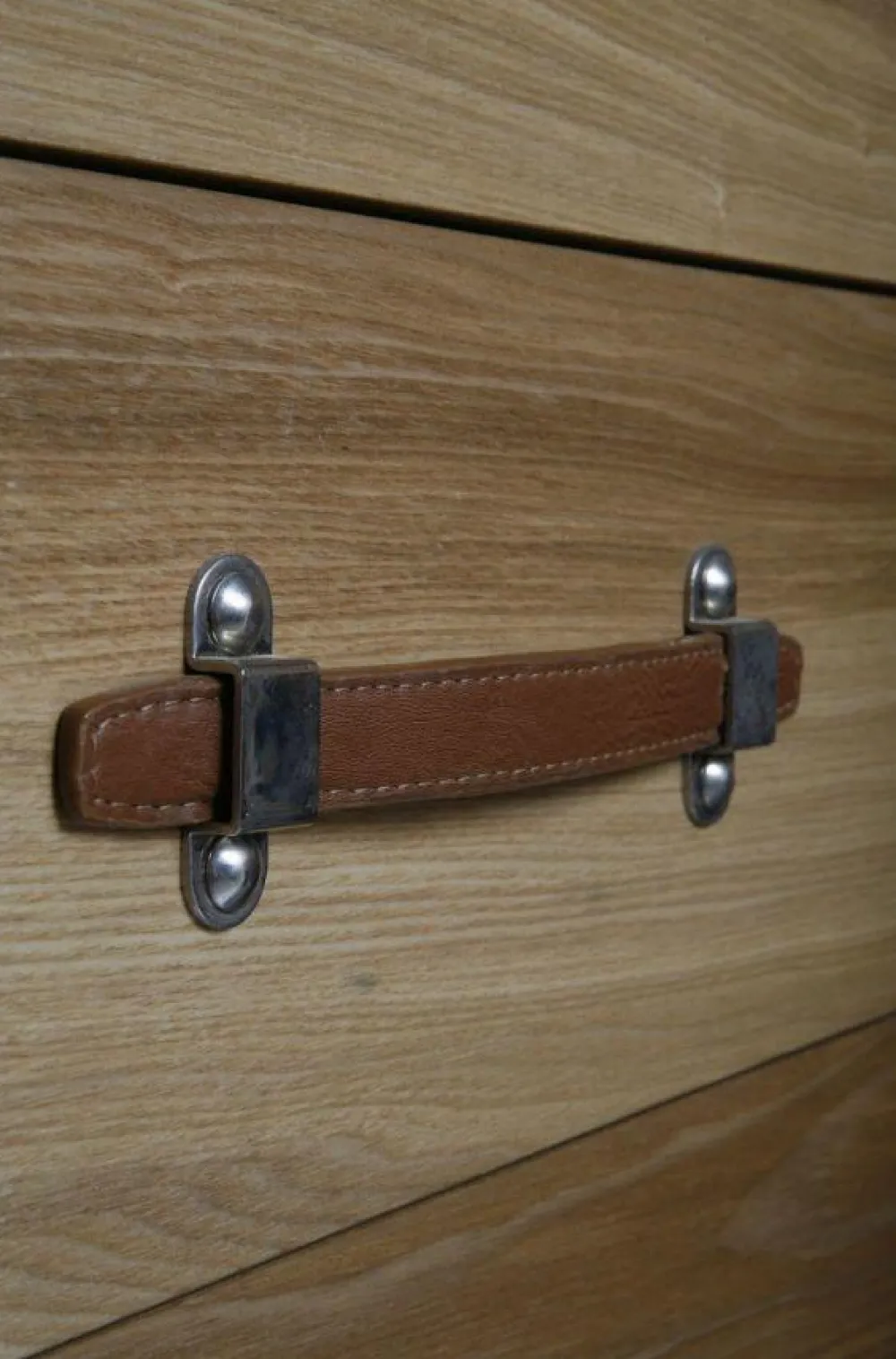 KARE Design Kaapit*Croco Cosmopolitan Matka-arkku Vaatekaappi, Valkoinen