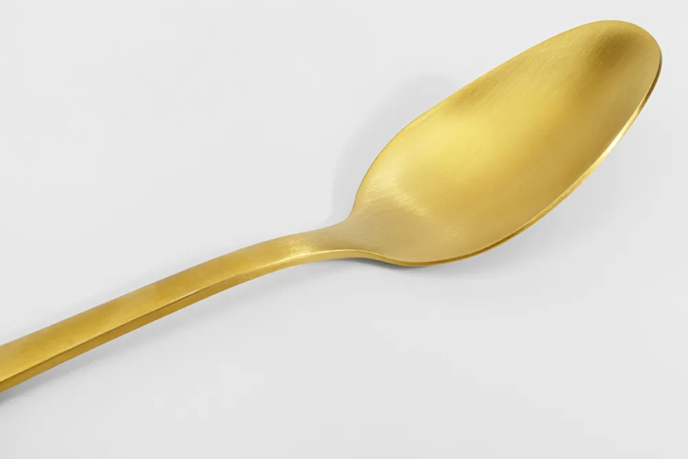 KARE Design Keittiö Ja Astiat*Cusina Aterimet Matta Kulta (16 Osaa)