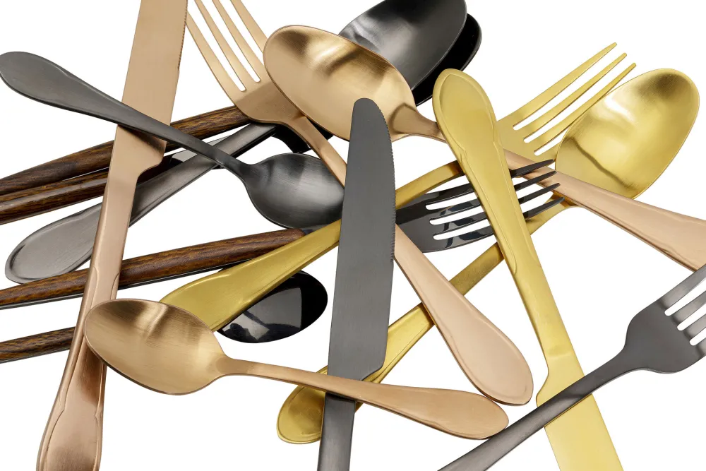 KARE Design Keittiö Ja Astiat*Cusina Aterimet Matta Kulta (16 Osaa)