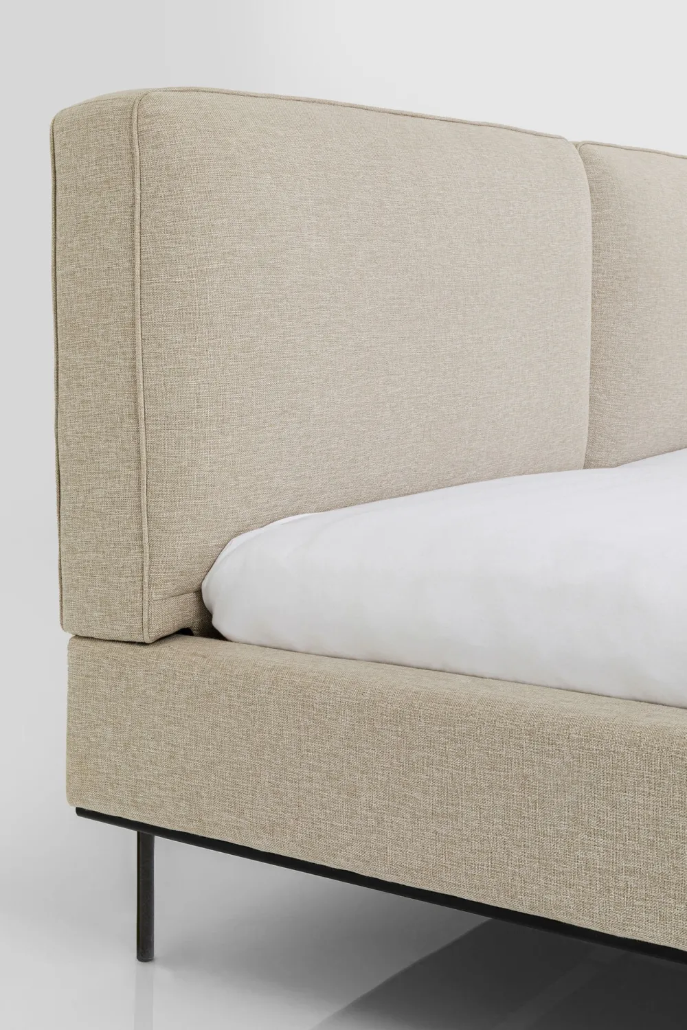 KARE Design Sängyt*East Side Sänky 180x200cm