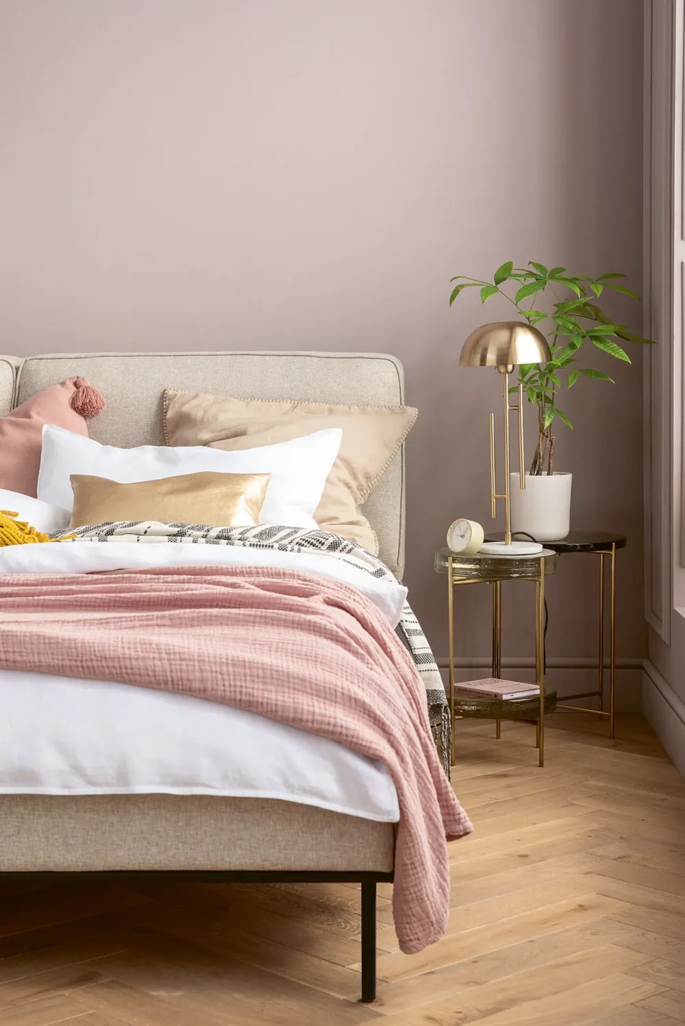 KARE Design Sängyt*East Side Sänky 160x200cm