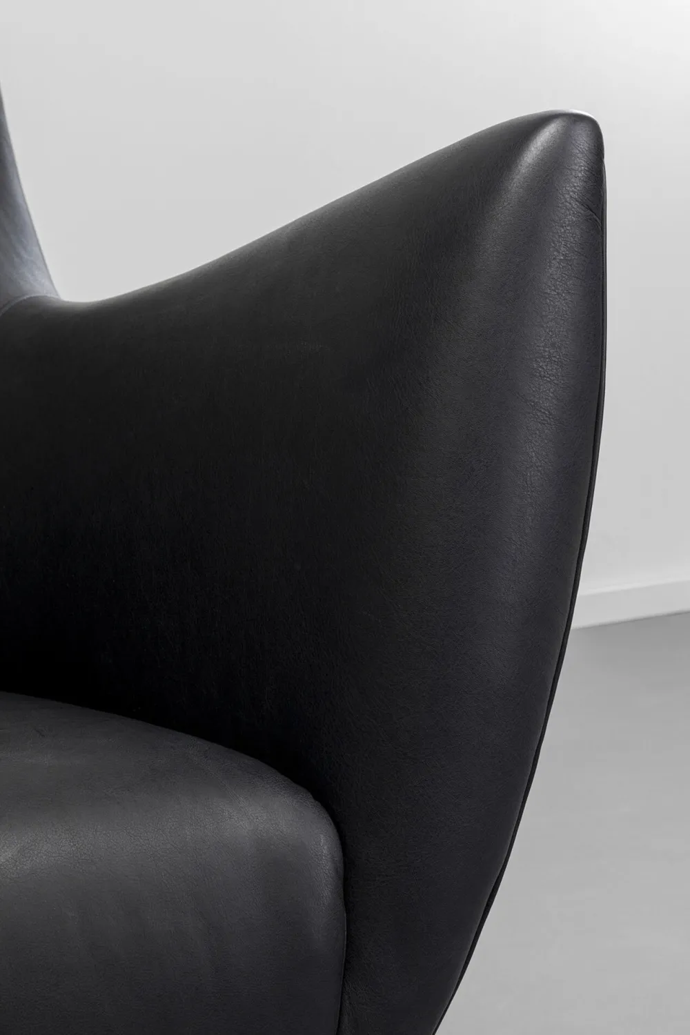 KARE Design Olohuone|Nojatuolit*Goldfinger Nojatuoli Nahkaa Musta