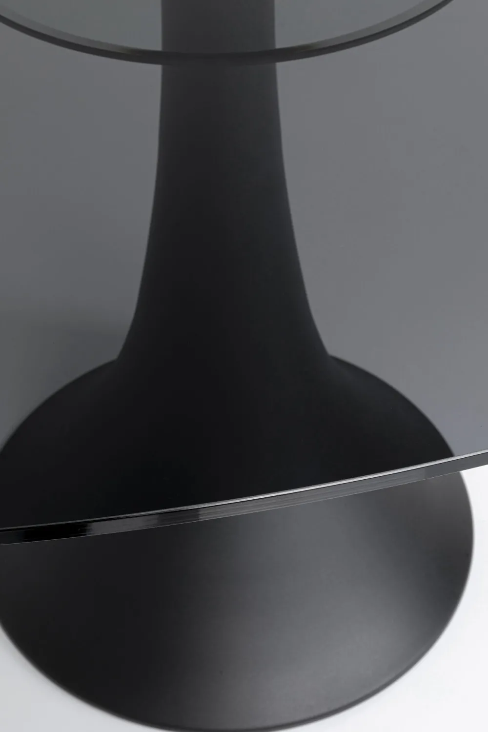 KARE Design Pöydät*Grande Possibilita Ruokapöytä - Savulasi Pöytälevy, Trumpettijalka 180x120cm