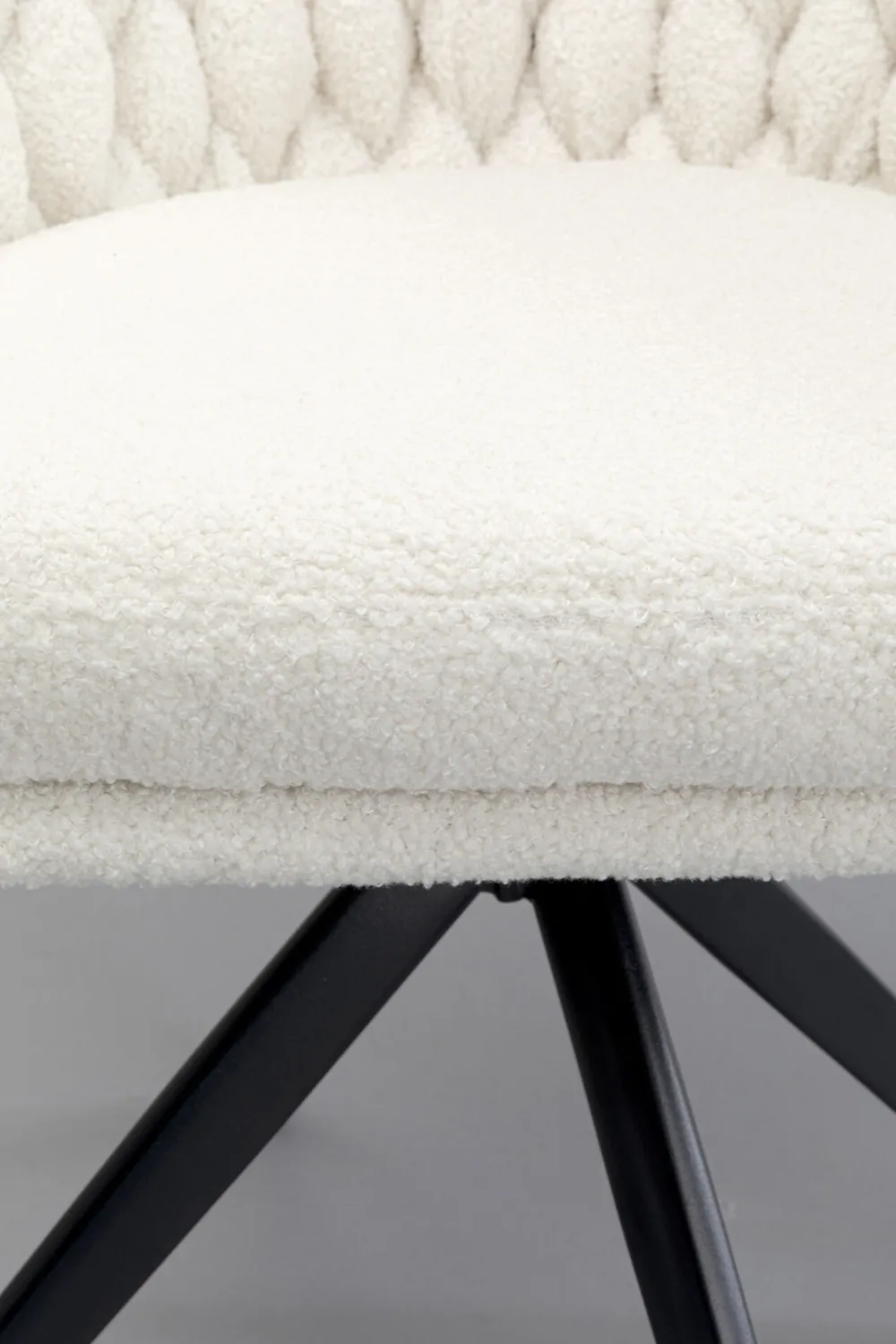 KARE Design Tuolit*Knot Boucle Kääntyvä Tuoli Käsinojilla