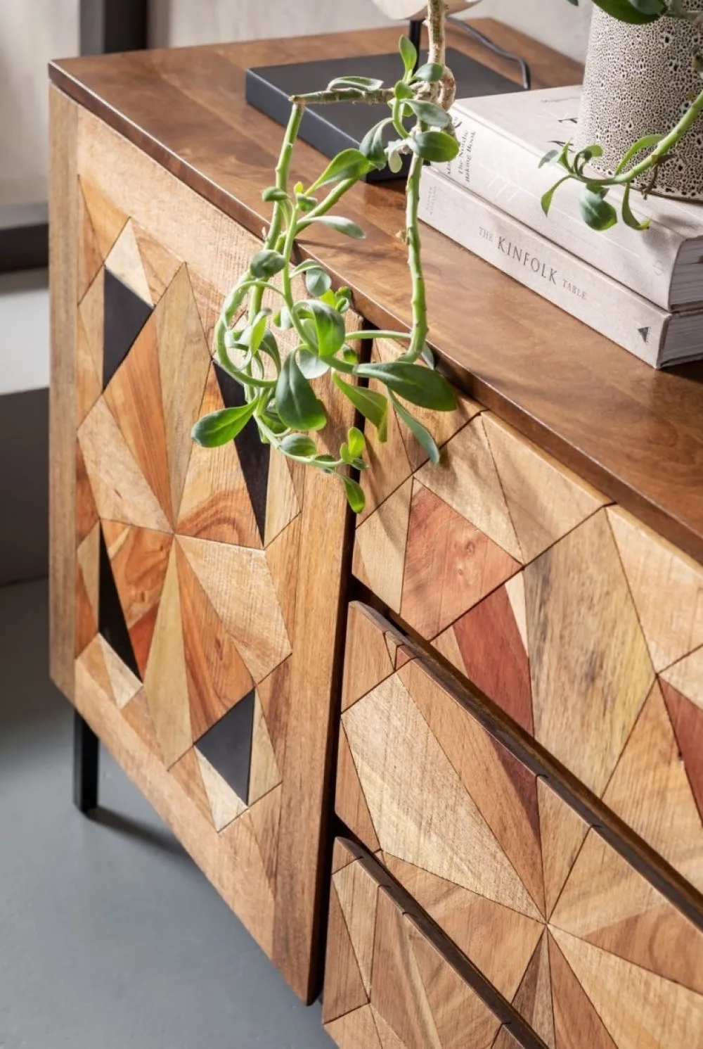 KARE Design Lipastot*Limara Senkki