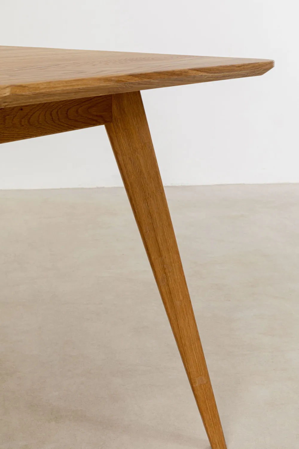 KARE Design Pöydät*Memo Pöytä, Masiivitammi, 140x90cm