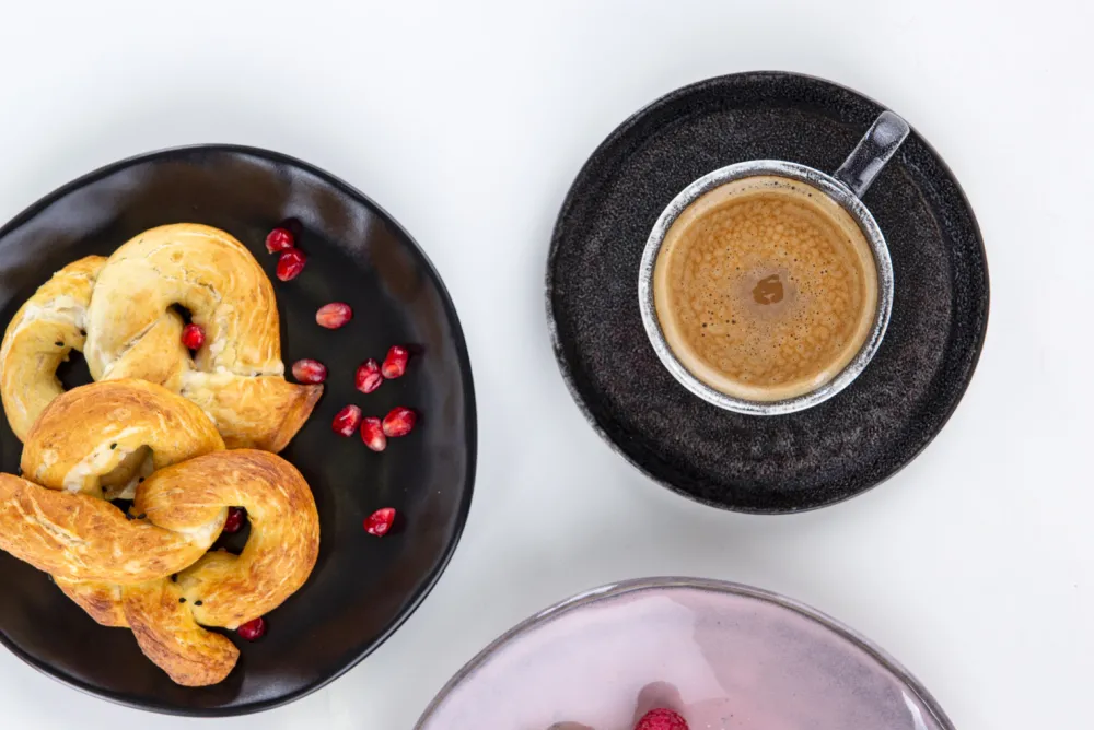 KARE Design Lautaset*Organic Black Lautanen Ø26cm