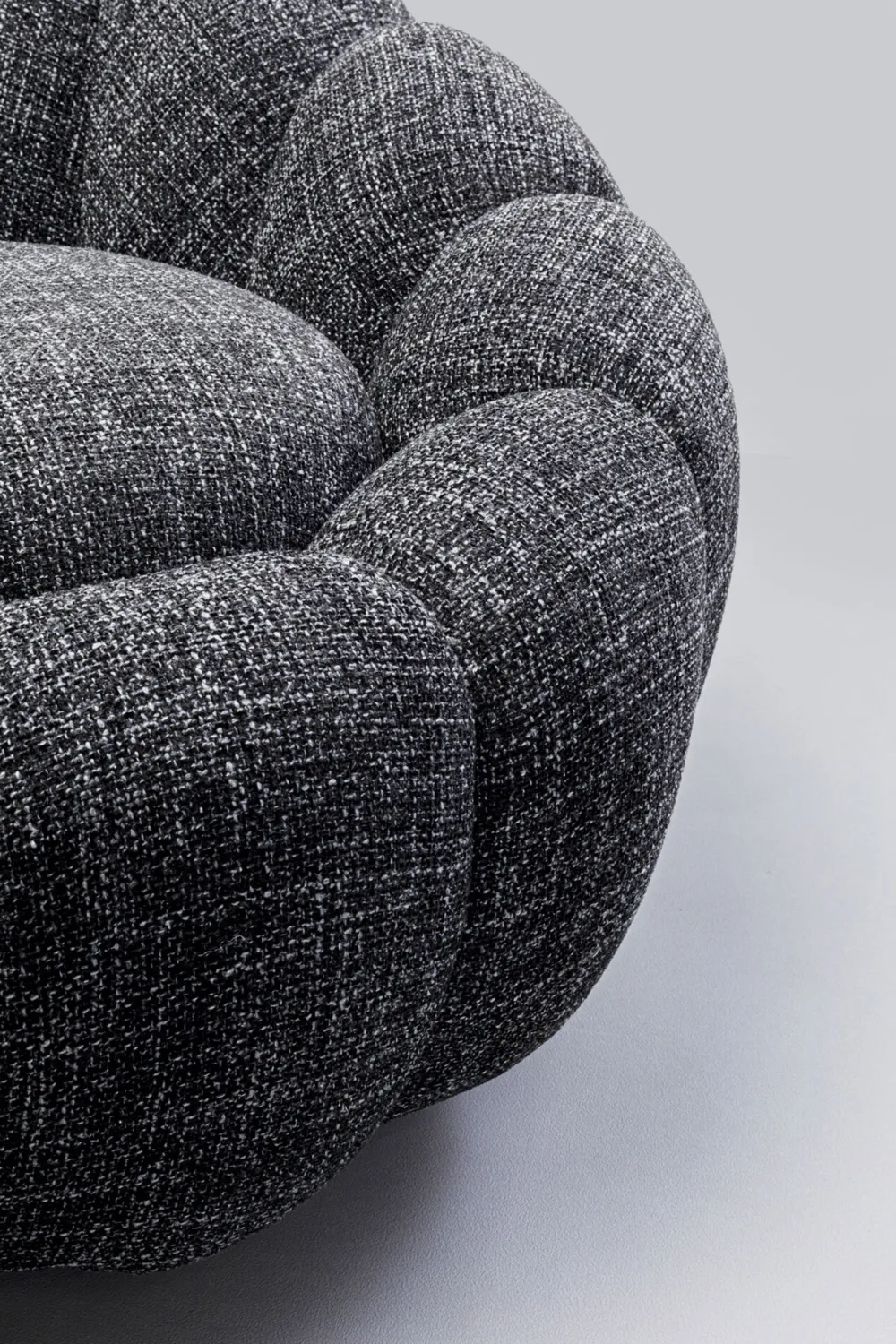 KARE Design Olohuone|Nojatuolit*Peppo Bloom Melange Kääntyvä Nojatuoli Musta