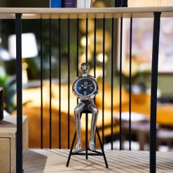 KARE Design Kellot*Sitting Man Pöytäkello, Hopea 12x31cm