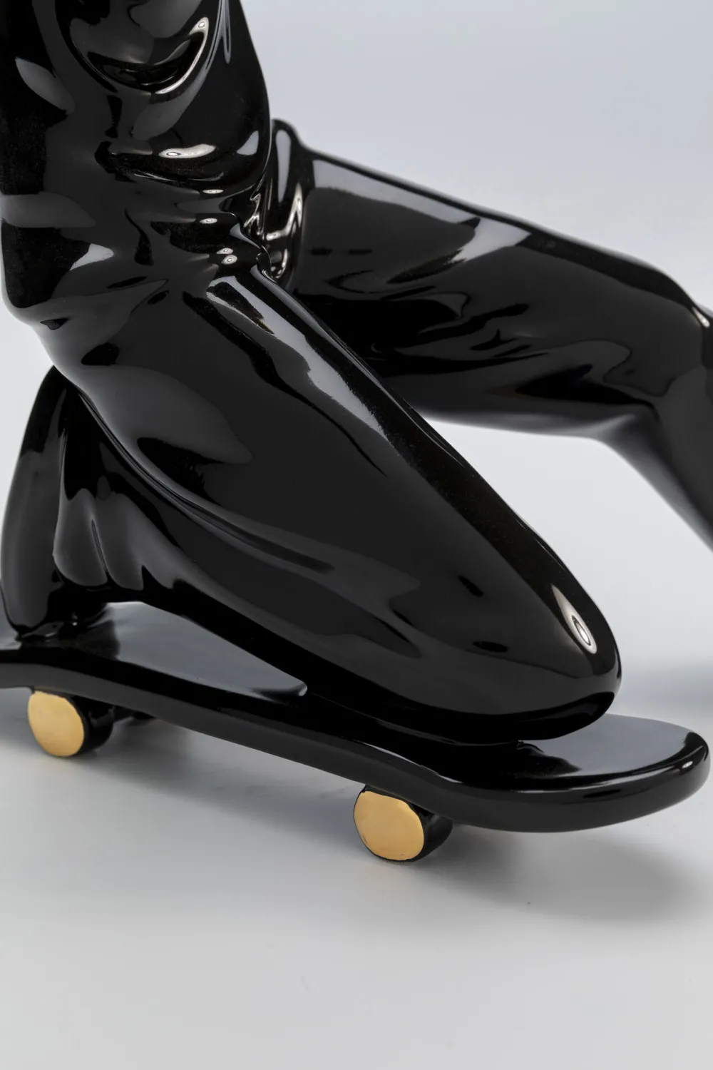 KARE Design Koriste-Esineet*Skating Astronaut - Skeittaava Astronautti, Musta 21cm