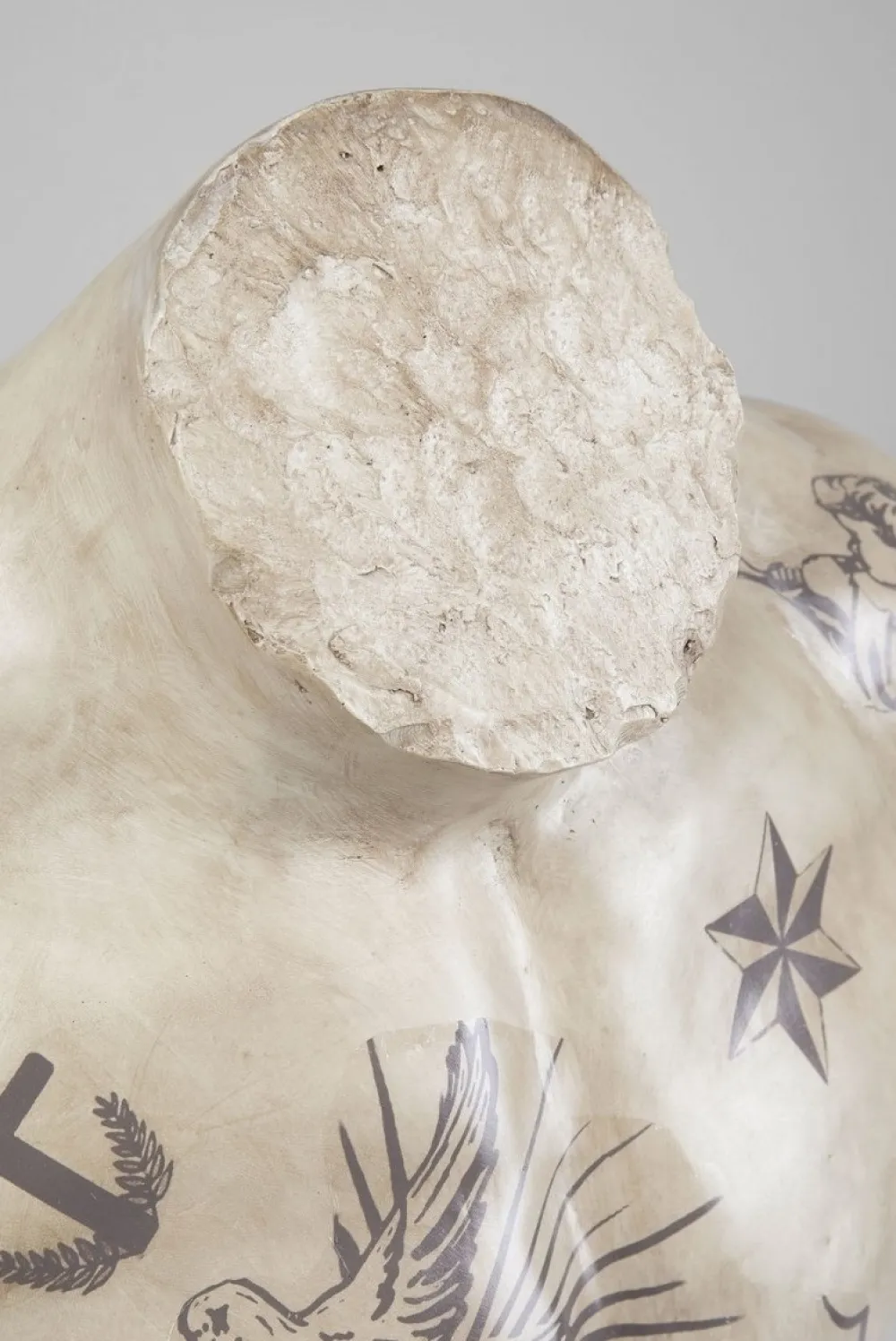 KARE Design Jalalliset Koriste-Esineet*Torso Tattoo Koriste-esine